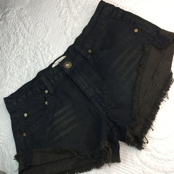O'NEILL women's black shorts denim size 3 - Picture 1 of 6